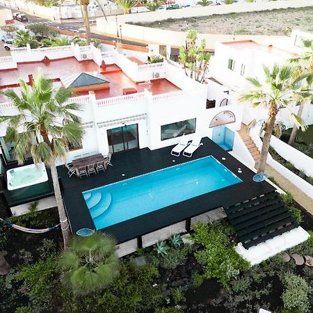 Villa Los Flamencos By Veaco- Beachfront & Pool Corralejo Zewnętrze zdjęcie