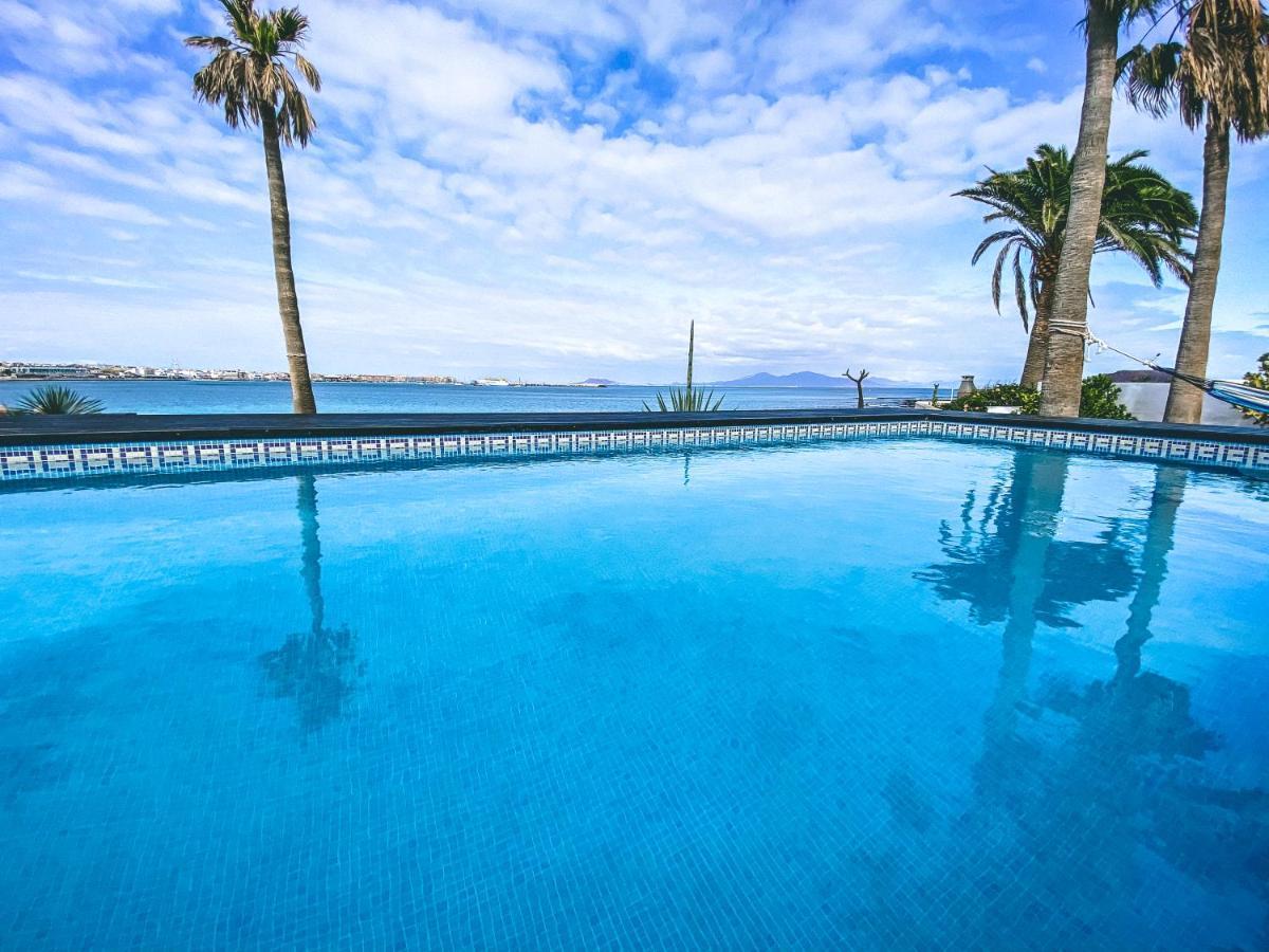 Villa Los Flamencos By Veaco- Beachfront & Pool Corralejo Zewnętrze zdjęcie