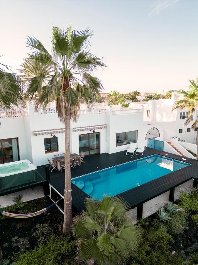 Villa Los Flamencos By Veaco- Beachfront & Pool Corralejo Zewnętrze zdjęcie